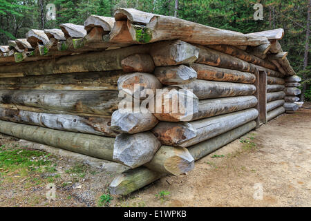 Log Cabin for logging camp workers historically known as a 'camboose shanty' Algonquin Logging Museum Algonquin Provincial Park Stock Photo