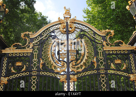 Canada Gate entrance to Green Park London Stock Photo