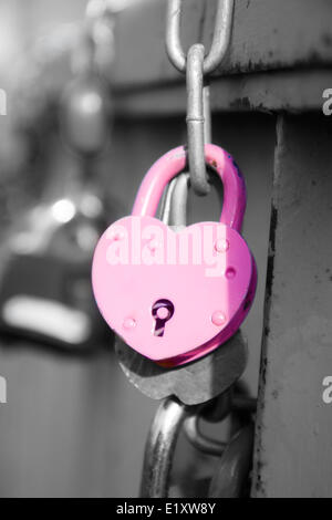 Awbridfe Lock Traditional