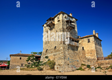 The Tower of Ouranoupolis ('Prosphorios Tower'), Halkidiki ('Chalkidiki'), Macedonia, Greece Stock Photo