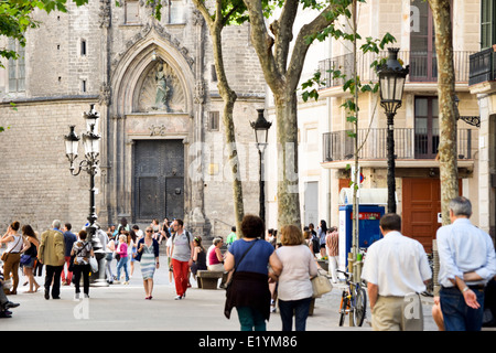 Passeig del Born with the church of Santa Maria del Mar in background. Barcelona, Catalonia, Spain. Stock Photo