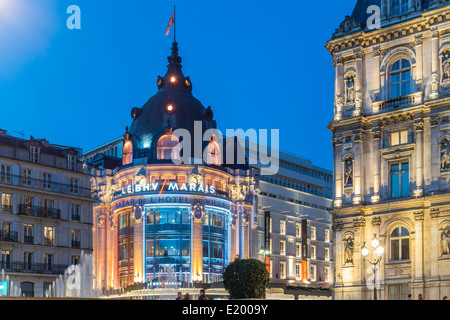 Paris BHV Marais or Bazar de l'Hôtel de Ville. Department store on the Rue de Rivoli. Next to City Hall, on the right. Stock Photo