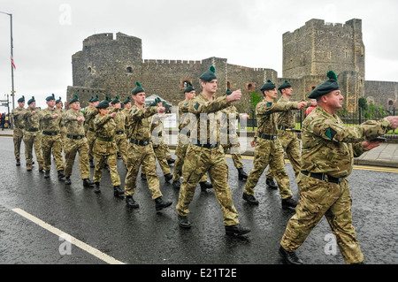 regiment irish royal parade alamy homecoming territorial army welcome carrickfergus ireland northern horse through