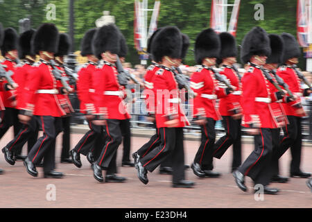 London, UK. 14th June, 2014. London celebrates The Queen's official birthday in June each year with Trooping the Colour, a fantastic military parade that has taken place in London since 1820. Credit:  Sylvie JARROSSAY/Alamy Live News