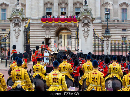 London, Great Britain. 14th June, 2014. Britain's Queen Elizabeth II and Prince Philip, Duke of Edinburgh during the Trooping of the Colour Queen's annual birthday parade in London, Great Britain, 14 June 2014. Photo: Albert Nieboer -/dpa/Alamy Live News Stock Photo