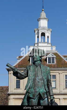 Statue of Captain George Vancouver in front of the Custom House on Purfleet Quay. King's Lynn, Norfolk. UK Stock Photo