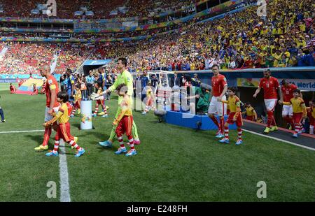 Brasilia, Brazil. 15th June, 2014. Lineups for Switzerland and Ecuador during a Group E match between Switzerland and Ecuador of 2014 FIFA World Cup at the Estadio Nacional Stadium in Brasilia, capital of Brazil, June 15, 2014. Credit:  Action Plus Sports Images/Alamy Live News Stock Photo