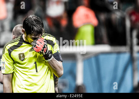 Iker Casillas (ESP), JUNE 13, 2014 - Football / Soccer : Iker Casillas of Spain looks dejected after Netherland's' Robin van Persie scored his side's fourth goal during the FIFA World Cup Brazil 2014 Group B match between Spain 1-5 Netherlands at Arena Fonte Nova in Salvador, Brazil. (Photo by Maurizio Borsari/AFLO) Stock Photo