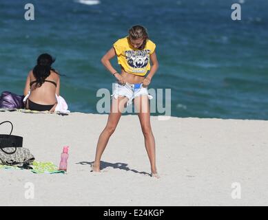 Hailey Baldwin daughter of actor Stephen Baldwin enjoying Miami Beach with friends and her mother. Miami Beach,  Where: Florida, Florida, United States When: 24 Jun 2013 Stock Photo