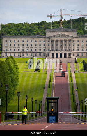 Stormont Gates And Park Belfast Northern Ireland Stock Photo Alamy stormont-gates-and-park-belfast-northern-ireland-stock-photo-alamy