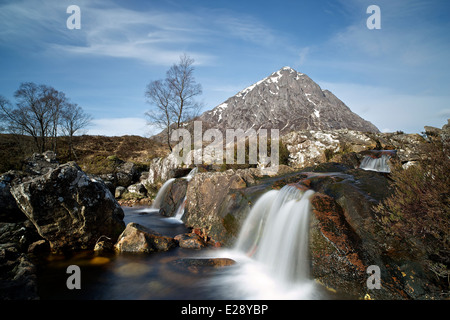 The classic view of Stobb Dearg from the rock pools on the River Etive Stock Photo