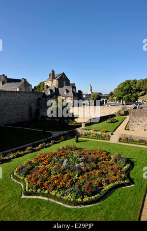 France, Morbihan, Golfe du Morbihan, Vannes, general view of the ramparts and of the garden Stock Photo
