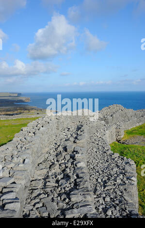 Ireland, County Galway, Aran Islands, Inishmore, Dun Aengus (Dun Aonghasa) fort Stock Photo