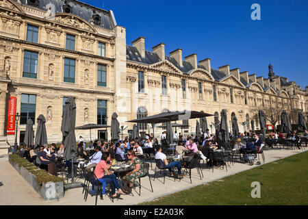 France, Paris, the Carrousel Gardens in front of the Louvre, Le saut du Loup restaurant from the Museum of Decorative Arts Stock Photo