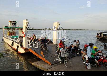 Vietnam, Vinh Long province, Mekong delta, Vinh Long, ferry boat Stock Photo