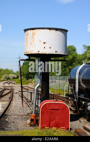 Water tower and Batchelor Robinson & Co Ltd Ruston Class LPSE 0-4-0 diesel shunter, Brownhills West railway station. Stock Photo