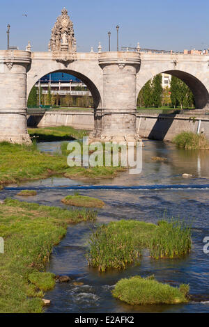 Spain, Madrid, Rio Madrid park along Manzanares river opened in 2011, Tolede Bridge completed in 1732 with oratories dedicated Stock Photo