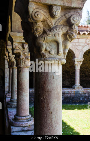 France, Pyrenees Orientales, Codalet, Saint Michel de Cuxa abbey, the convent, carving on the top of a column Stock Photo