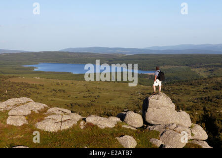 France, Lozere, Lake Truc Charpal seen Fortunio, culminating Mountains Margeride hiker Stock Photo