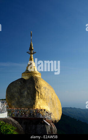 Myanmar (Burma), Mon State, Kyaik Hti Yo, the Golden Rock, third holy Burmese place and sacred Buddhist place Stock Photo