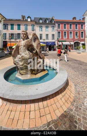 France, Hautes Pyrenees, Tarbes, fountain Place Saint Jean Stock Photo