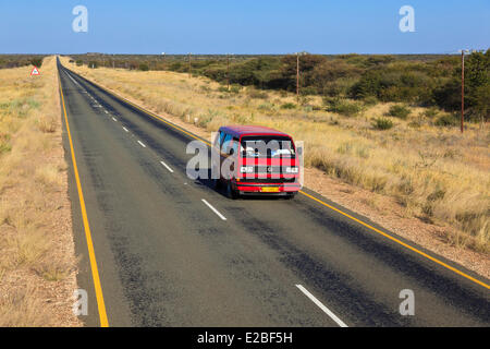 Namibia, Kunene Region, Kaokoland or Kaokoveld, surrondings of Opuwo, road Stock Photo