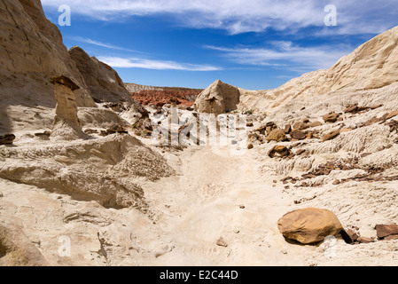 Eroded badlands with hoodoos in the desert of Southern Utah. Stock Photo