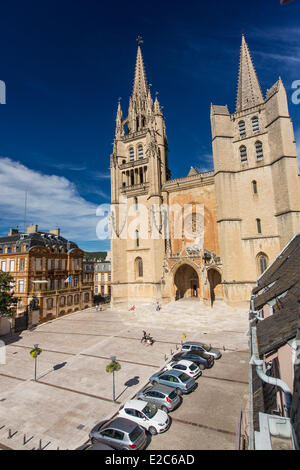 France, Lozere, Gevaudan, Lot Valley, Mende, Notre Dame et Saint Privat Cathedral Stock Photo