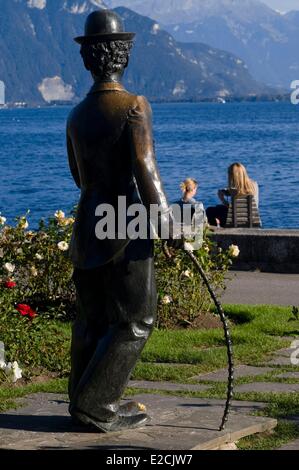 Switzerland, Canton of Vaud, Vevey, on Lake Geneva, square and statue of Charlie Chaplin Stock Photo