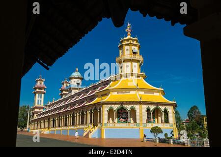 Vietnam Tay Ninh province city of Tay Ninh Thanh That Cao Dai temple Stock Photo