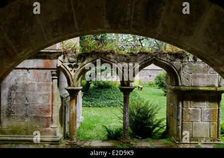 France Cotes d'Armor stop on the Way of St James Paimpol Beauport abbey 12th century the cloister Stock Photo