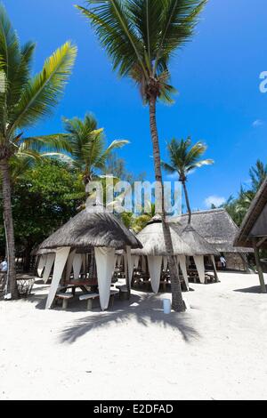 Mauritius, Flacq District, Ile aux Cerfs, White sand beach of the Touessrok hotel Stock Photo