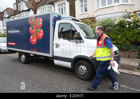 Tesco delivery service where shoppers order their groceries online
