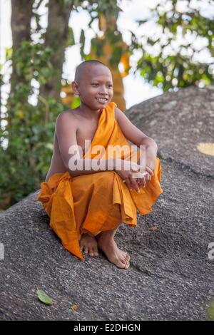 Thailand Phuket province Big Buddha (Mingmongkol Buddha) Young monk Stock Photo