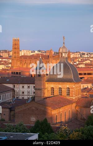 France, Haute Garonne, Toulouse, Couvent des Jacobins (Jacobin convent) and St Pierre church Stock Photo