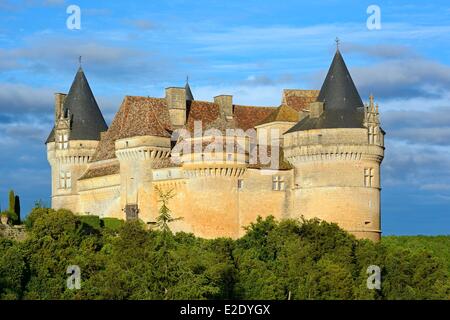 France Dordogne Perigord Pourpre (Purple Perigord) Beaumont-du-Perigord the castle of Bannes Stock Photo