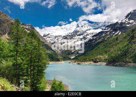 Italy Val d'Aoste Valpelline Valley walking at the place Moulin Lake Stock Photo