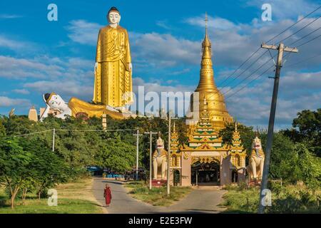 Myanmar (Burma) Mandalay division Monywa buddha from Lay Kyune Sakkyar (Aung Setkya Paya) reclining Buddha is 312 ft and the Stock Photo