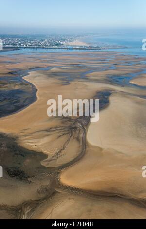 France, Calvados, Merville Franceville Plage, Orne bay at low tide (aerial view) Stock Photo