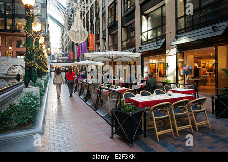 Canada Quebec province Montreal the Underground City the Ruelle des Fortifications in the atrium of the World Trade Centre Stock Photo