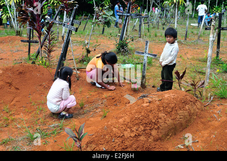 Funeral in Industria - PANGUANA . Department of Loreto .PERU Stock Photo