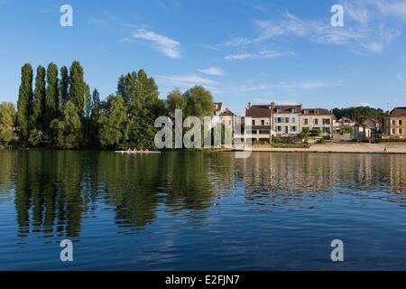 France, Seine et Marne, Thomery, the harbour district and the riverbanks of the Seine river Stock Photo