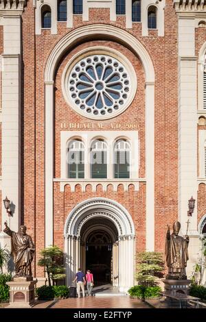 Thailand Bangkok Bang Rak Assumption Cathedral built in 1821 and rebuilt in the early 20th century who welcomed Pope John Paul Stock Photo