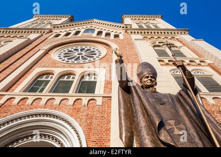 Thailand Bangkok Bang Rak Assumption Cathedral built in 1821 and rebuilt in the early 20th century who welcomed Pope John Paul Stock Photo