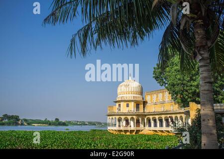 India Rajasthan State Kishangarh the Phool Mahal Palace on the shore of ...