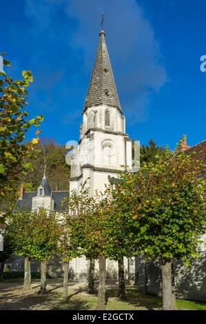 France Loir et Cher the little village of Bourre on the edge of the Cher river the church Stock Photo