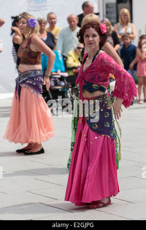 Wimborne Folk Festival 2014: Belly Dancers performing Stock Photo