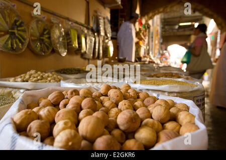 Sultanate of Oman Ad Dakhiliyah region Western Hajar Mountains Nizwa spice souk Stock Photo