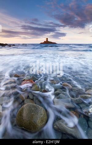 France Var Corniche de l'Esterel Saint Raphael rocks of landing beach of Dramont in front of Ile d'Or Stock Photo