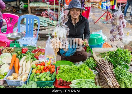 Psar Leu Market, Sihanoukville, Cambodia Stock Photo - Alamy